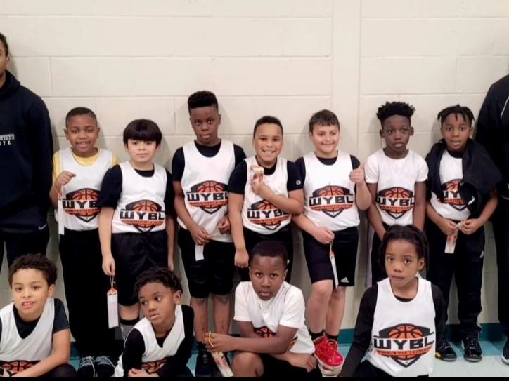 A picture of a WISE basketball team